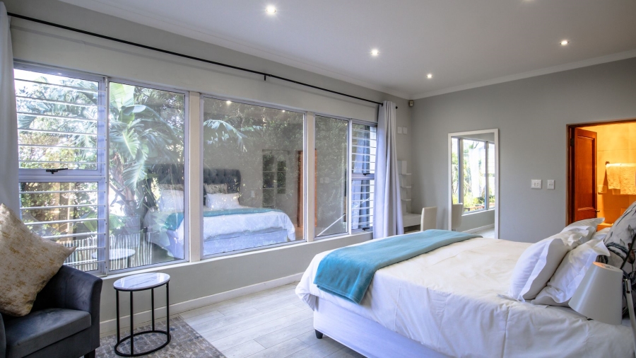 9 Bedroom Property for Sale in Mount Rhodes Western Cape
